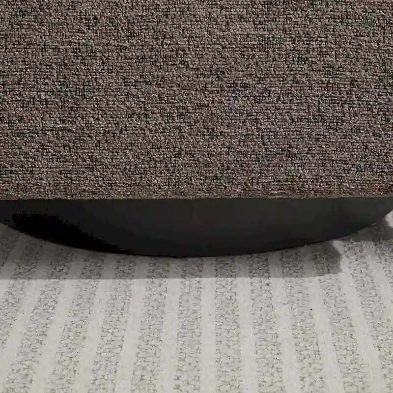 Poltrona girevole d'accento in ciniglia dal design moderno ed elegante e con imbottitura soffice - 31.5W