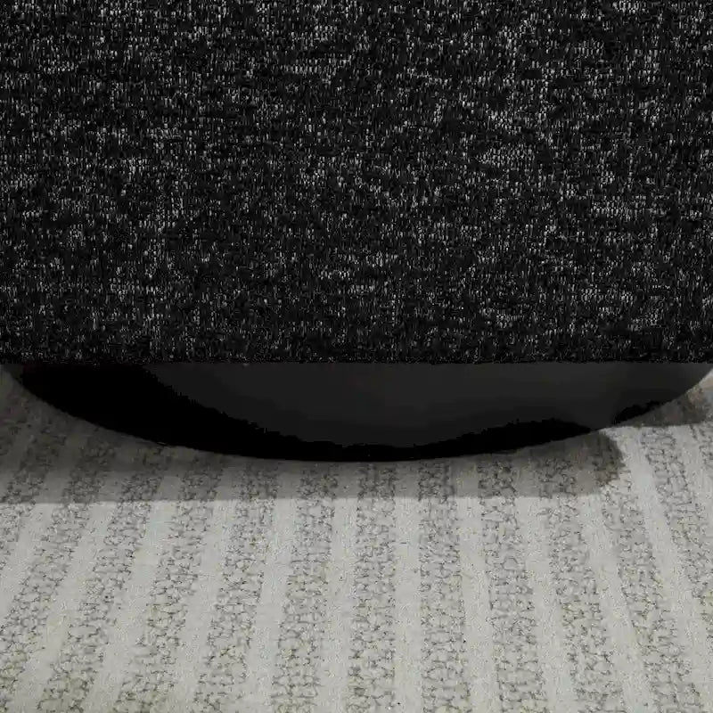 Poltrona girevole d'accento in ciniglia dal design moderno ed elegante e con imbottitura soffice - 31.5W