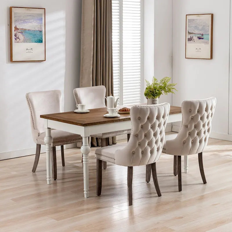 Sedia da pranzo in velluto con schienale ad ali e bordino con borchie - set da 2