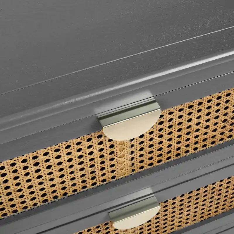 Cassettiera a 3 cassetti con frontale in rattan intagliato