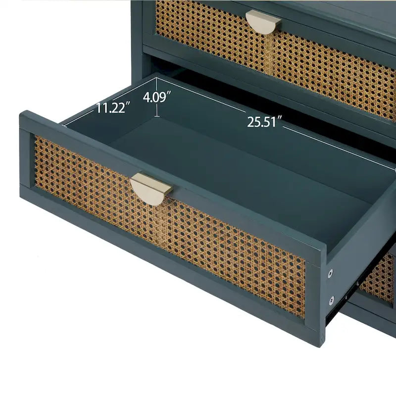 Cassettiera a 3 cassetti con frontale in rattan intagliato