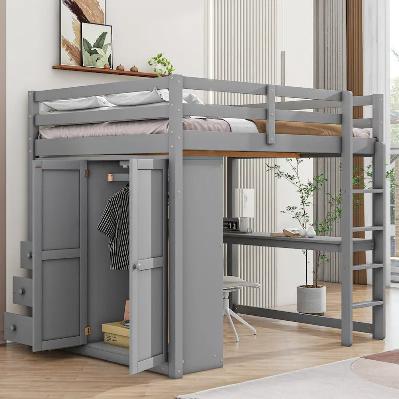 Letto a soppalco matrimoniale interamente in legno massello con armadio e scrivania
