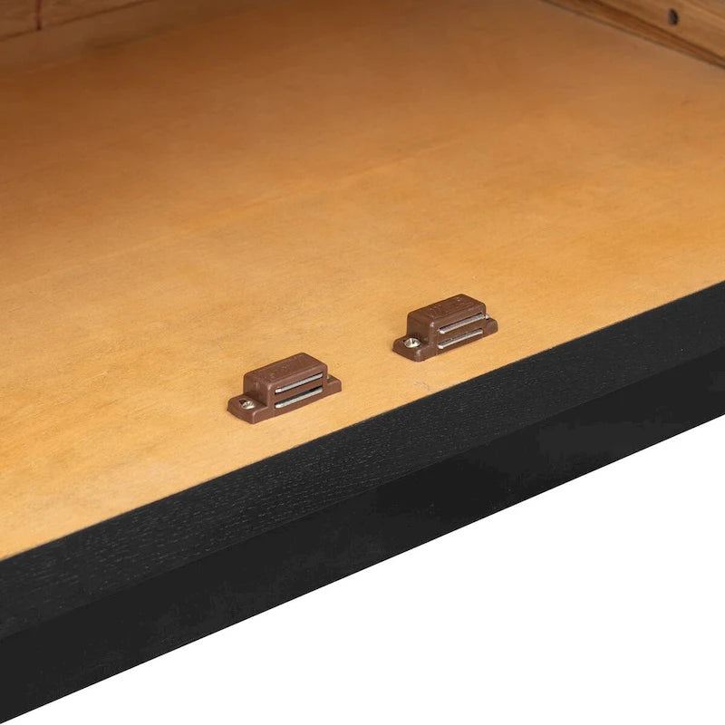 Grande credenza retrò a 4 ante con maniglie in metallo e ripiani regolabili per cucina, sala da pranzo e soggiorno